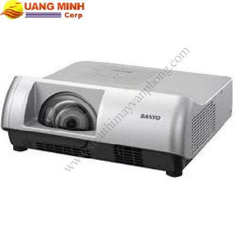 Máy chiếu Sanyo PLC-WL2500